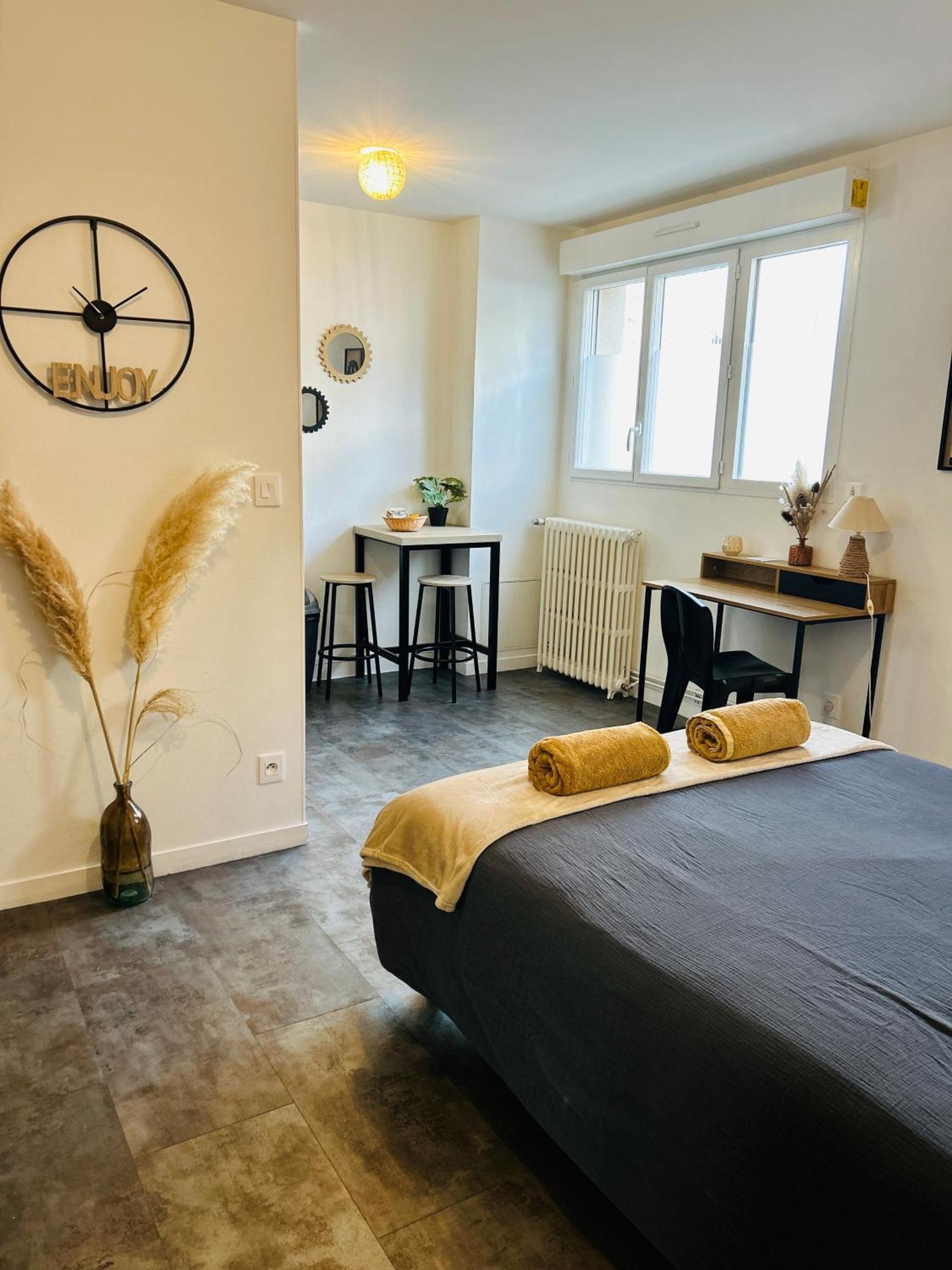 Le 2 - Grand Studio Caen Centre Port De Plaisance Luaran gambar
