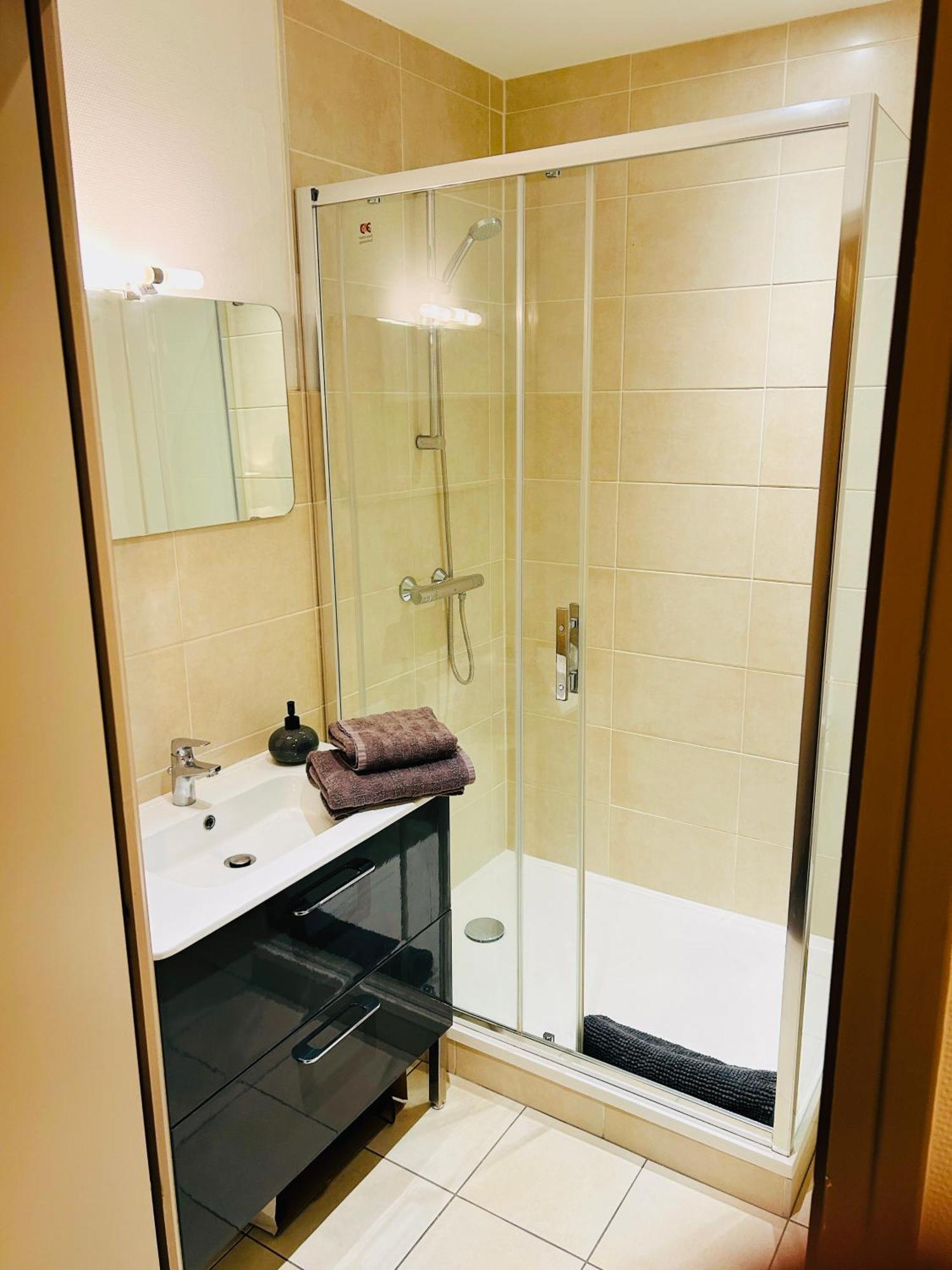 Le 2 - Grand Studio Caen Centre Port De Plaisance Luaran gambar